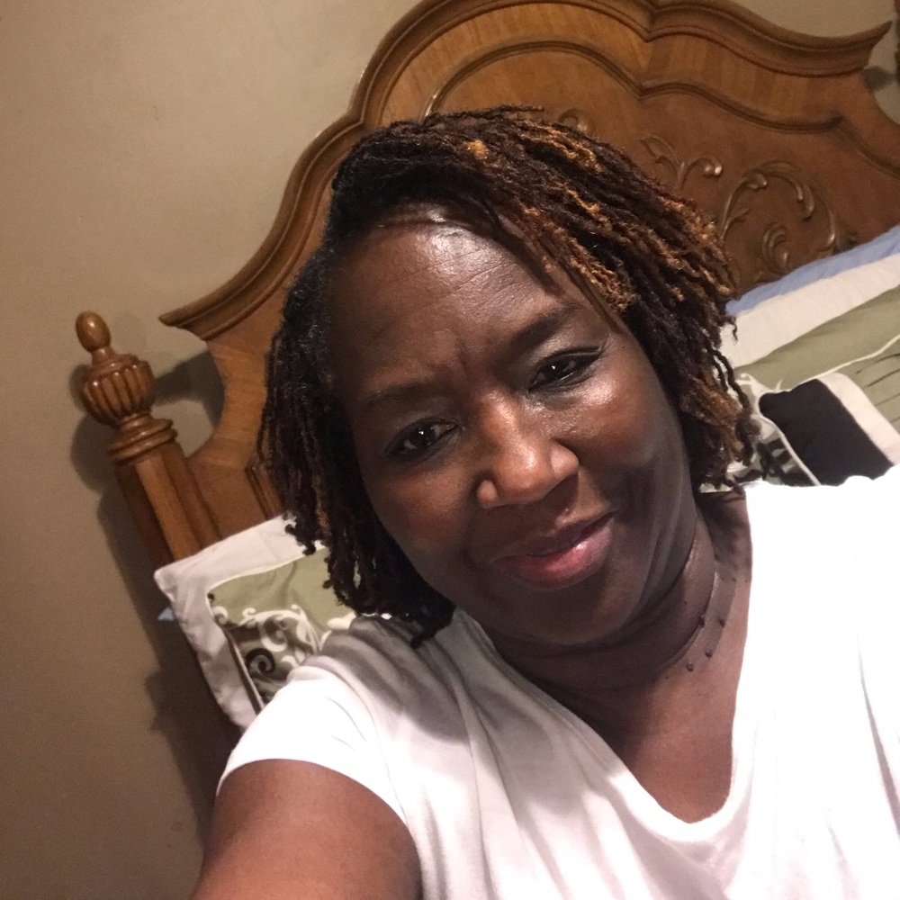Meet your Posher, Joyce